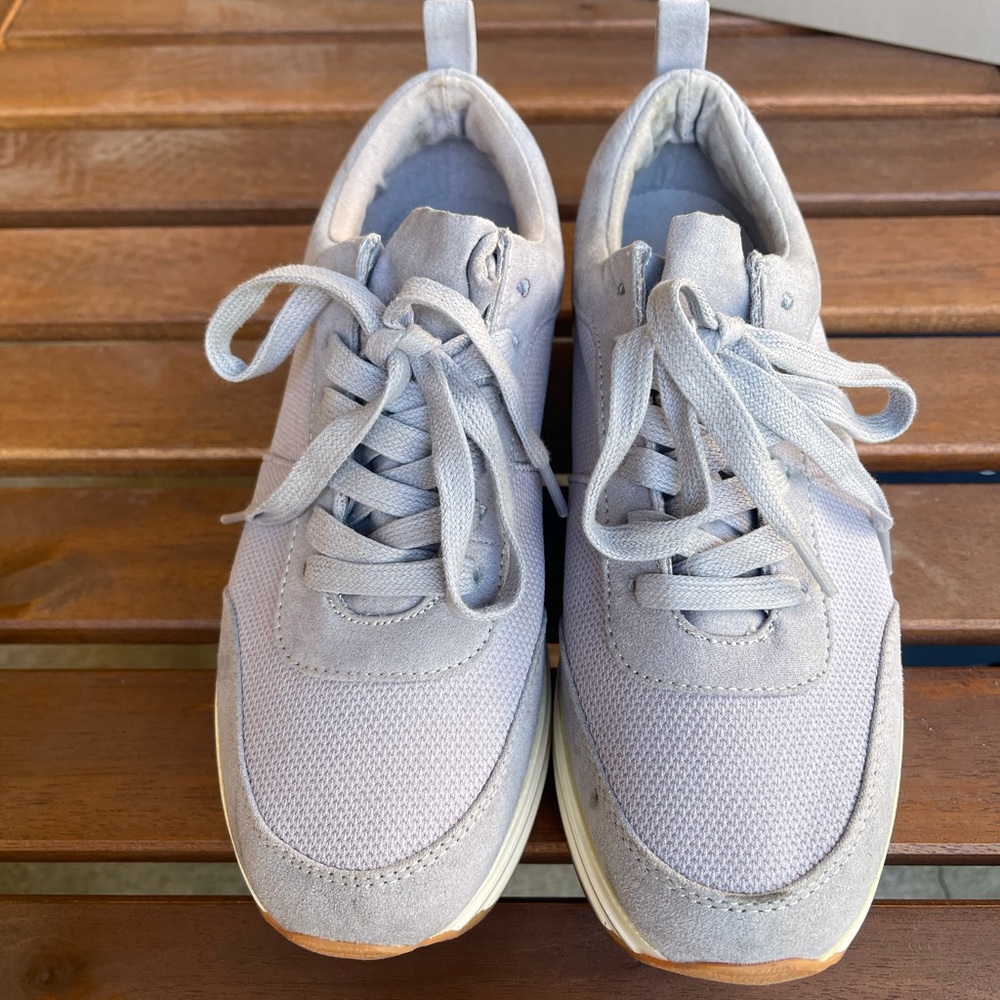 Trendy purple sneakers